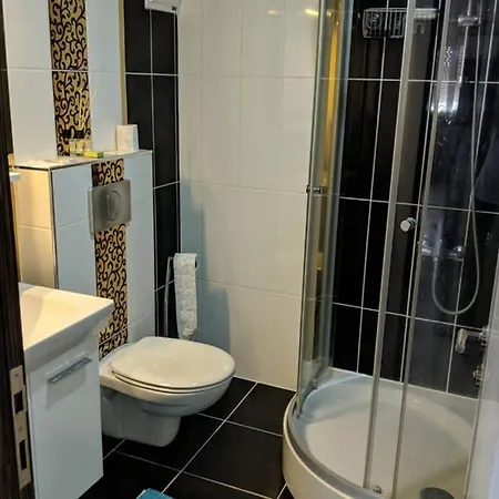 Stunning Views, Convenient Location, Pool, Beach *