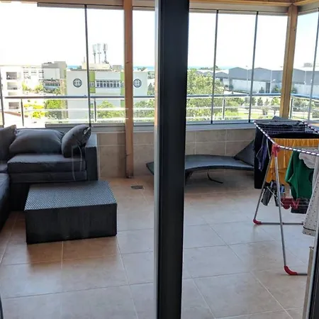 公寓 Stunning Views, Convenient Location, Pool, Beach *